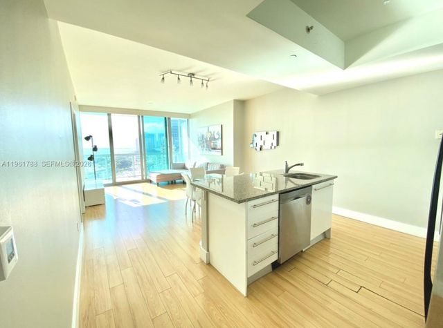 888 Biscayne Blvd 1603, Miami, FL 33132