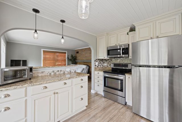 35108 N LAKE MATTHEWS Trail, Ingleside, IL 60041