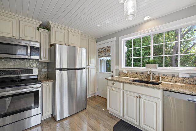 35108 N LAKE MATTHEWS Trail, Ingleside, IL 60041