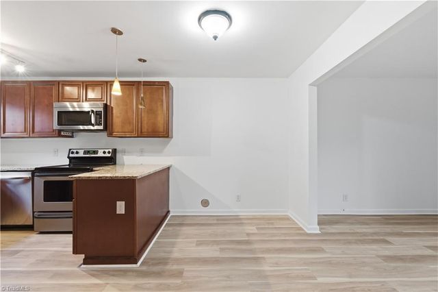 2215 Shadow Valley Road C, High Point, NC 27265