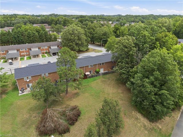 2215 Shadow Valley Road C, High Point, NC 27265