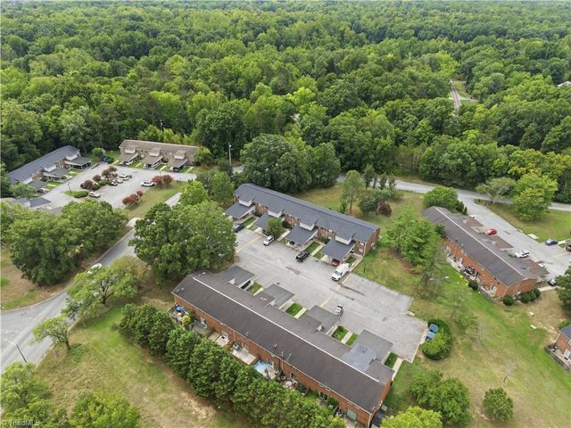 2215 Shadow Valley Road C, High Point, NC 27265