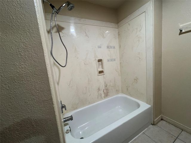 11007 Glenhollow Drive, Houston, TX 77048