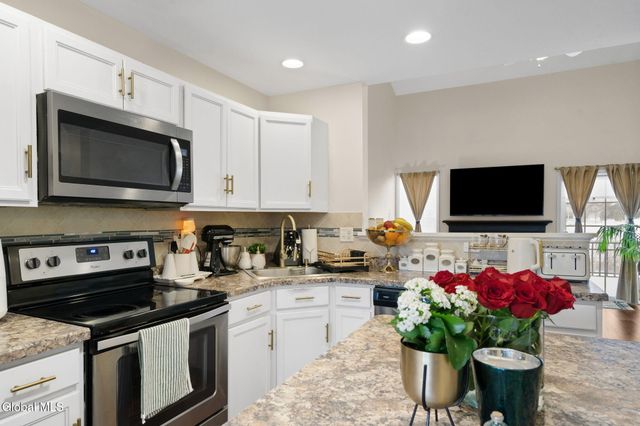 70C Fellows Road, Clifton Park, NY 12065