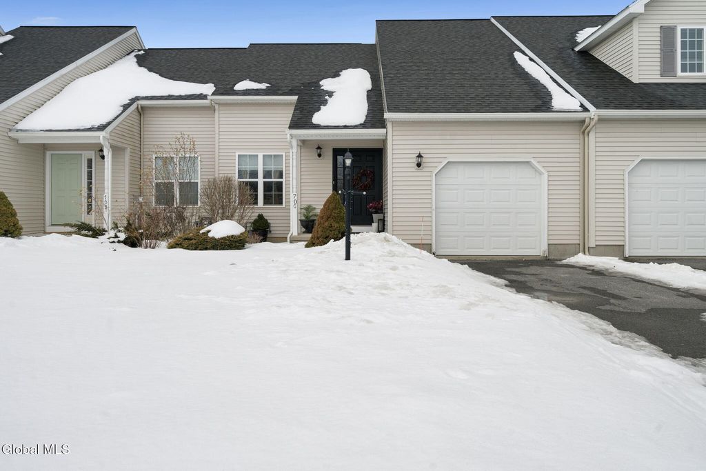 70C Fellows Road, Clifton Park, NY 12065