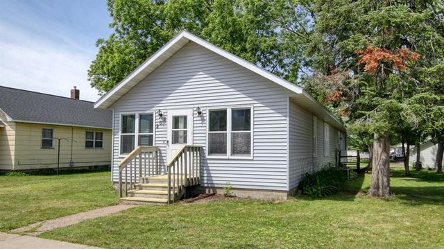 208 S 7th Street, Cornell, WI 54732