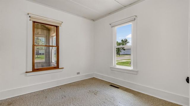 208 S 7th Street, Cornell, WI 54732