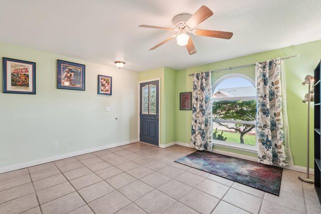 1256 Northridge Dr, Yuba City, CA 95991