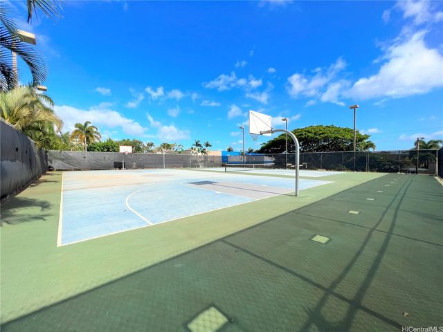 1060 Kamehameha Highway 1206A, Pearl City, HI 96782