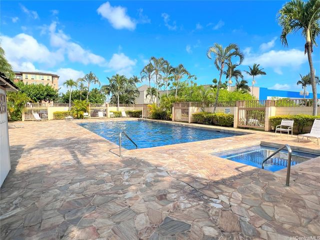1060 Kamehameha Highway 1206A, Pearl City, HI 96782