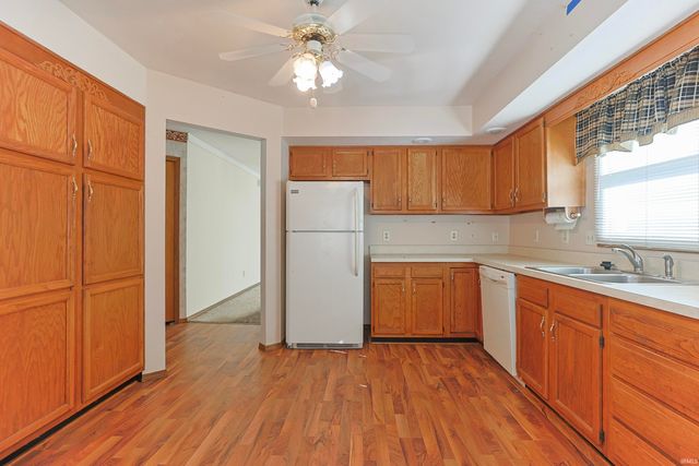 5512 Trippel Drive, Mishawaka, IN 46545