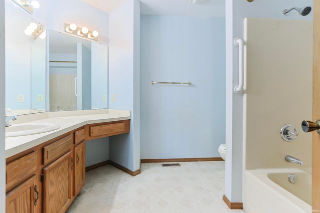 5512 Trippel Drive, Mishawaka, IN 46545