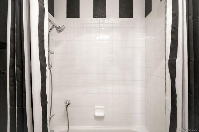 10664 Chandon Place, Highlands Ranch, CO 80126