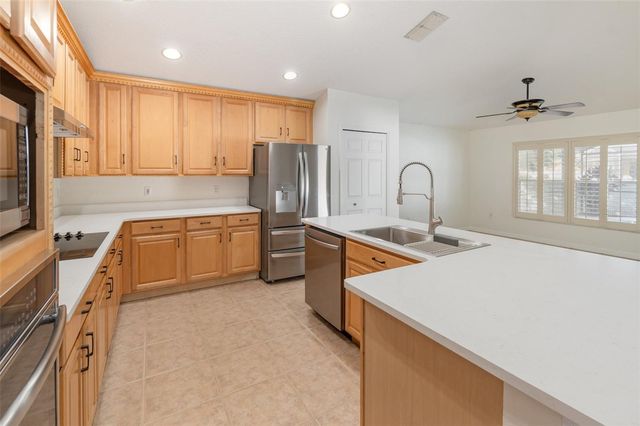 729 STRIHAL LOOP, Oakland, FL 34787