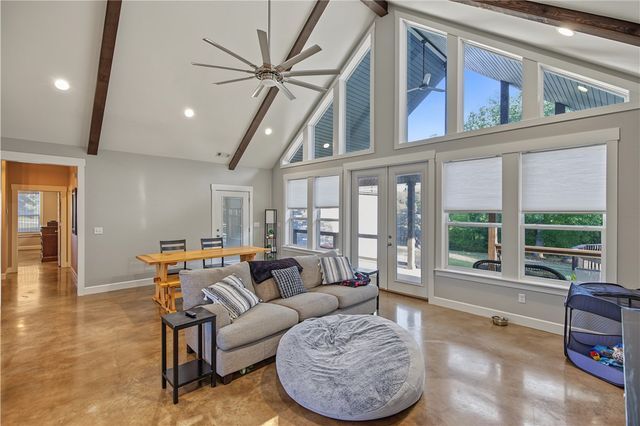 15040 Parrick Road, Gravette, AR 72736