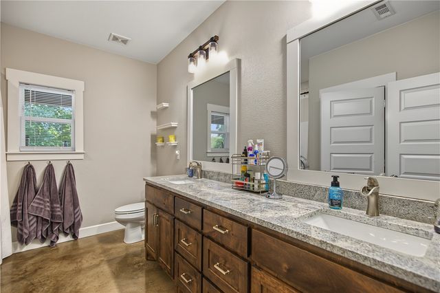 15040 Parrick Road, Gravette, AR 72736
