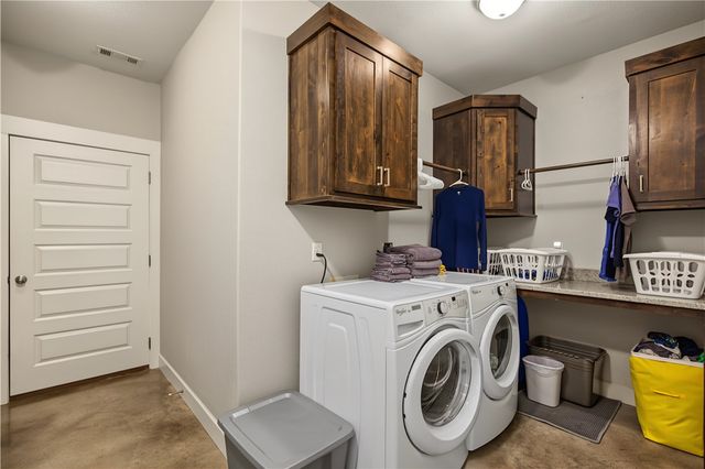 15040 Parrick Road, Gravette, AR 72736