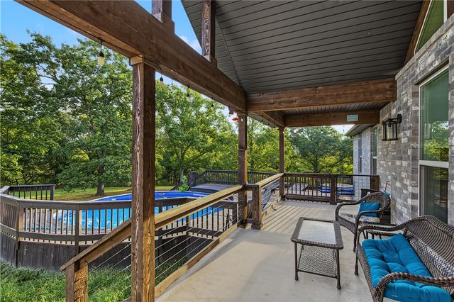 15040 Parrick Road, Gravette, AR 72736