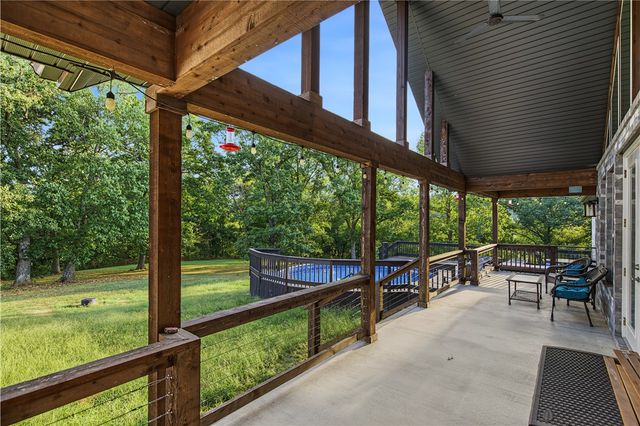 15040 Parrick Road, Gravette, AR 72736