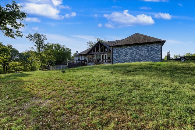 15040 Parrick Road, Gravette, AR 72736