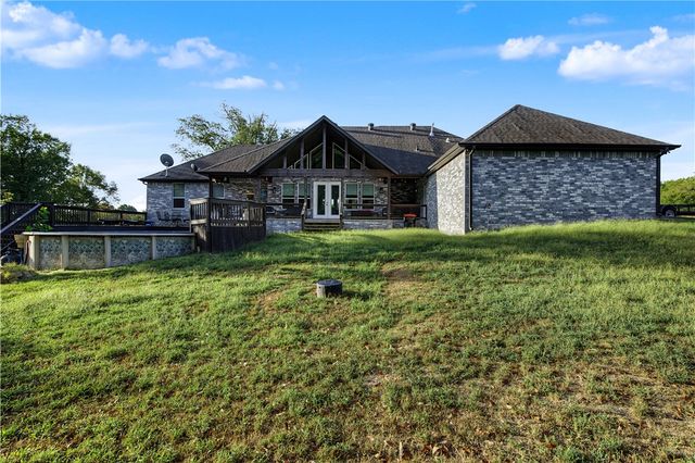 15040 Parrick Road, Gravette, AR 72736