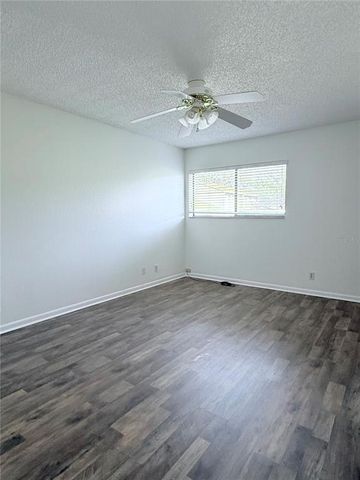8608 LAKE ISLE DRIVE 169, Temple Terrace, FL 33637