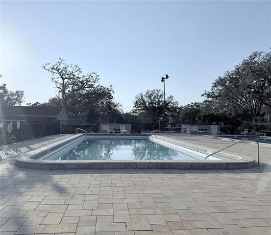 8608 LAKE ISLE DRIVE 169, Temple Terrace, FL 33637