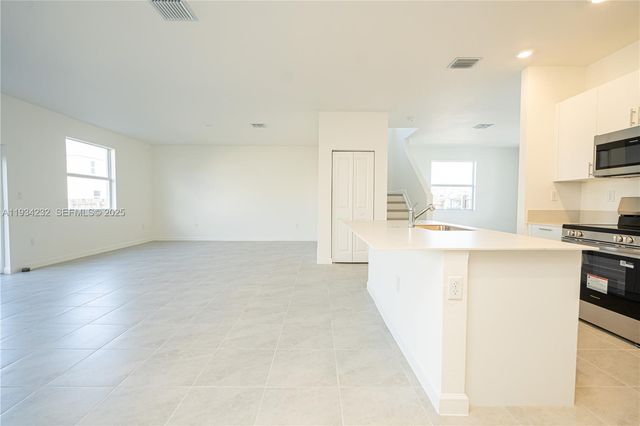 19507 SW 339 TERRACE, Homestead, FL 33034