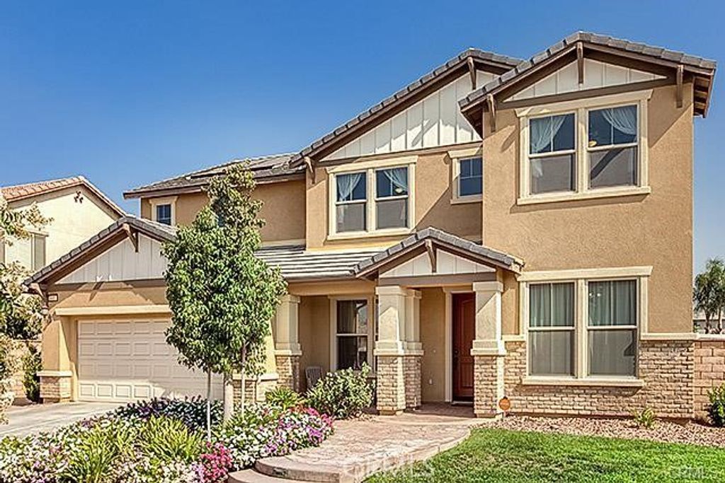 6001 Flagstaff Drive, Eastvale, CA 92880