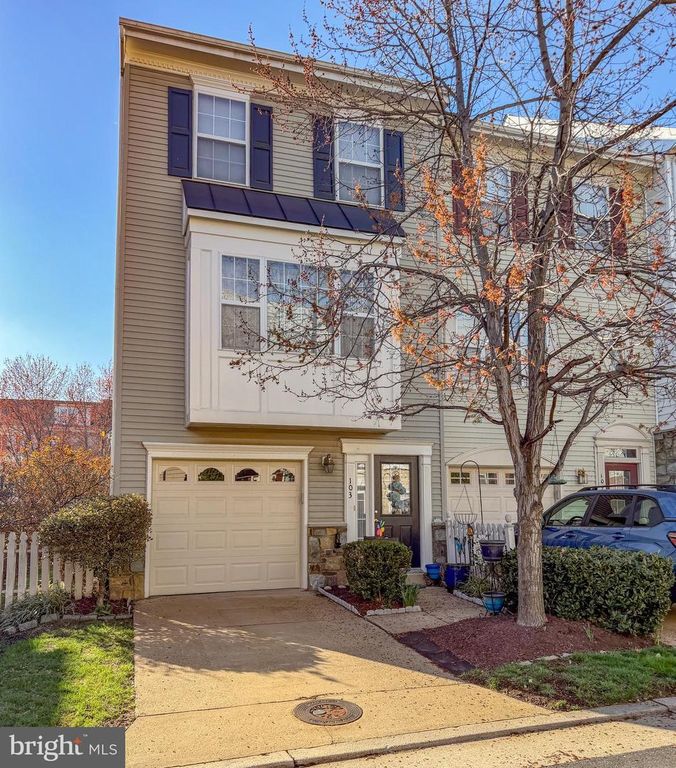 103 MEADOWS LN, Alexandria, VA 22304
