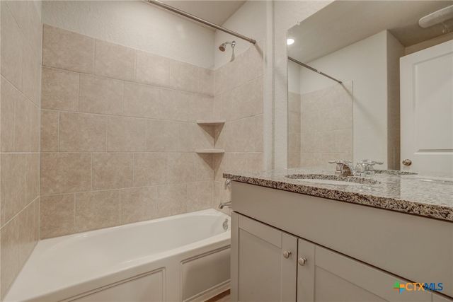 1945 Redstart, New Braunfels, TX 78130