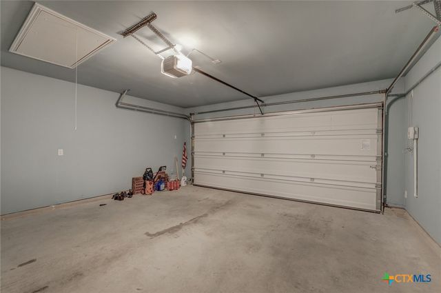 1945 Redstart, New Braunfels, TX 78130