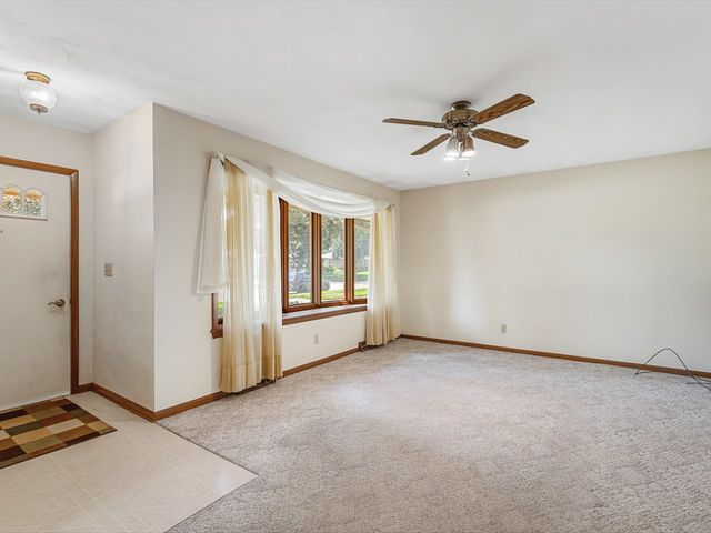 409 LYNNE Lane, Belvidere, IL 61008