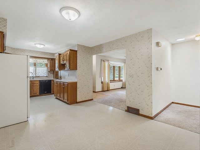 409 LYNNE Lane, Belvidere, IL 61008