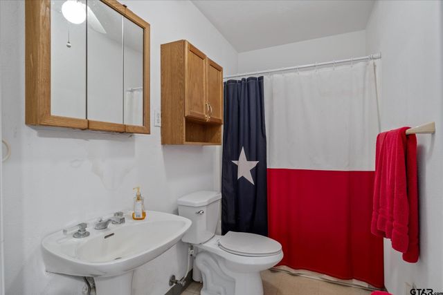 2833 FM 1801, Mineola, TX 75773