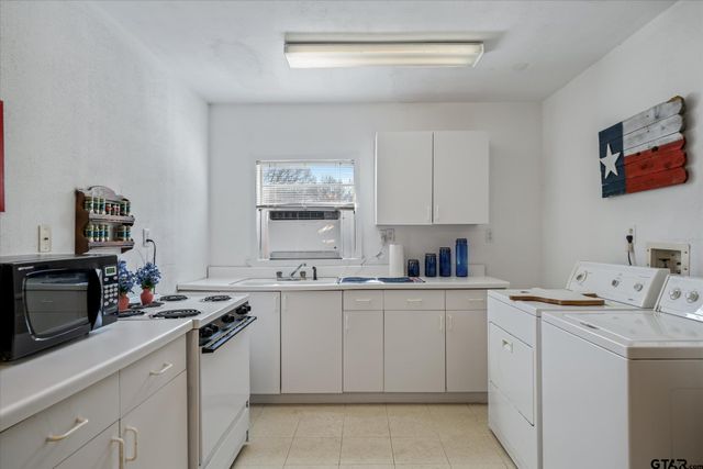 2833 FM 1801, Mineola, TX 75773