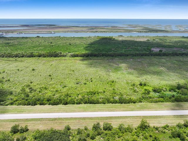 3101 Broadway, Port Bolivar, TX 77650