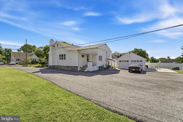 4836 GREENWOOD ST, Brookhaven, PA 19015