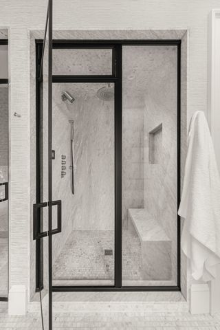 34 E 62nd Street, New York City, NY 10065