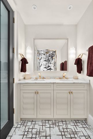 34 E 62nd Street, New York City, NY 10065