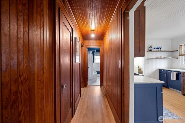 4202 L Place, Seaview, WA 98641