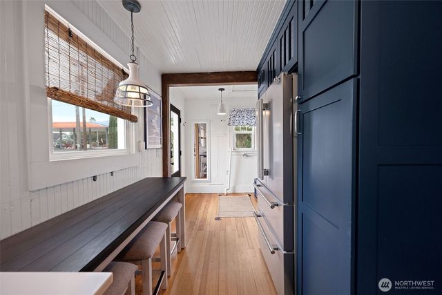 4202 L Place, Seaview, WA 98641