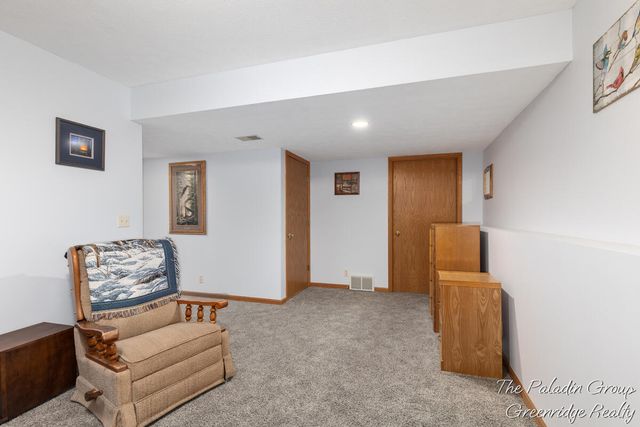 646 Wilshire Court, Holland, MI 49423