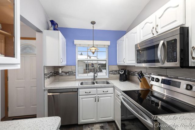 646 Wilshire Court, Holland, MI 49423