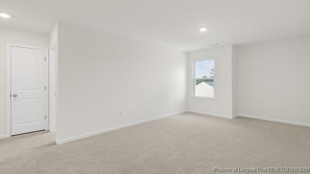 40 Charlies Bend Way, Spring Lake, NC 28390