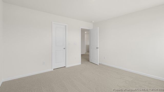 40 Charlies Bend Way, Spring Lake, NC 28390