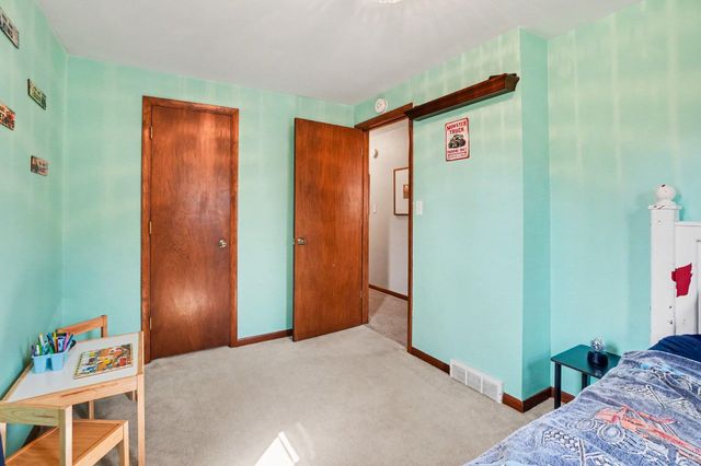 2435 Lilac Avenue, Holland Twp, MI 49424