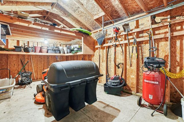2435 Lilac Avenue, Holland Twp, MI 49424