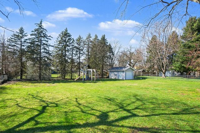 2435 Lilac Avenue, Holland Twp, MI 49424
