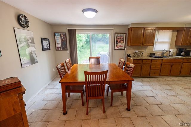 211 Knapp Road, Geddes, NY 13219